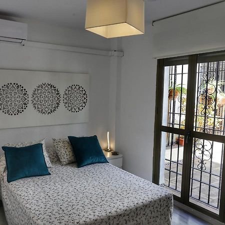 Calle San Basilio - Patios. Aparcamiento Gratis Cordoba Exterior photo